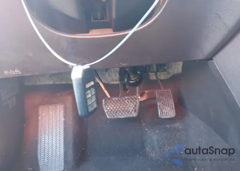 2018 Honda Clarity Plug-In Hybrid из США, поврежденный, VIN JHMZC5F1XJC015437